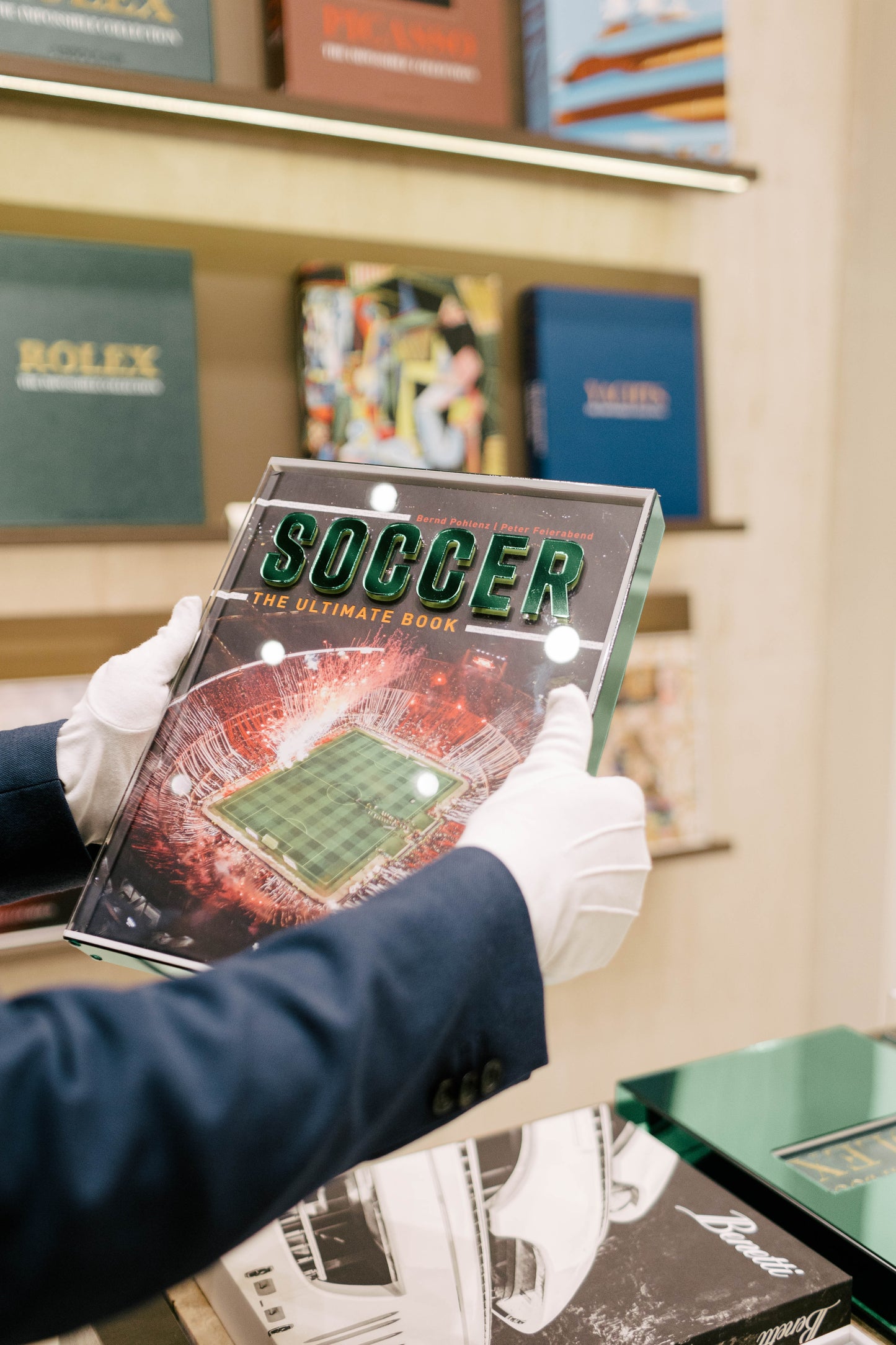 Soccer - The Ultimate Book