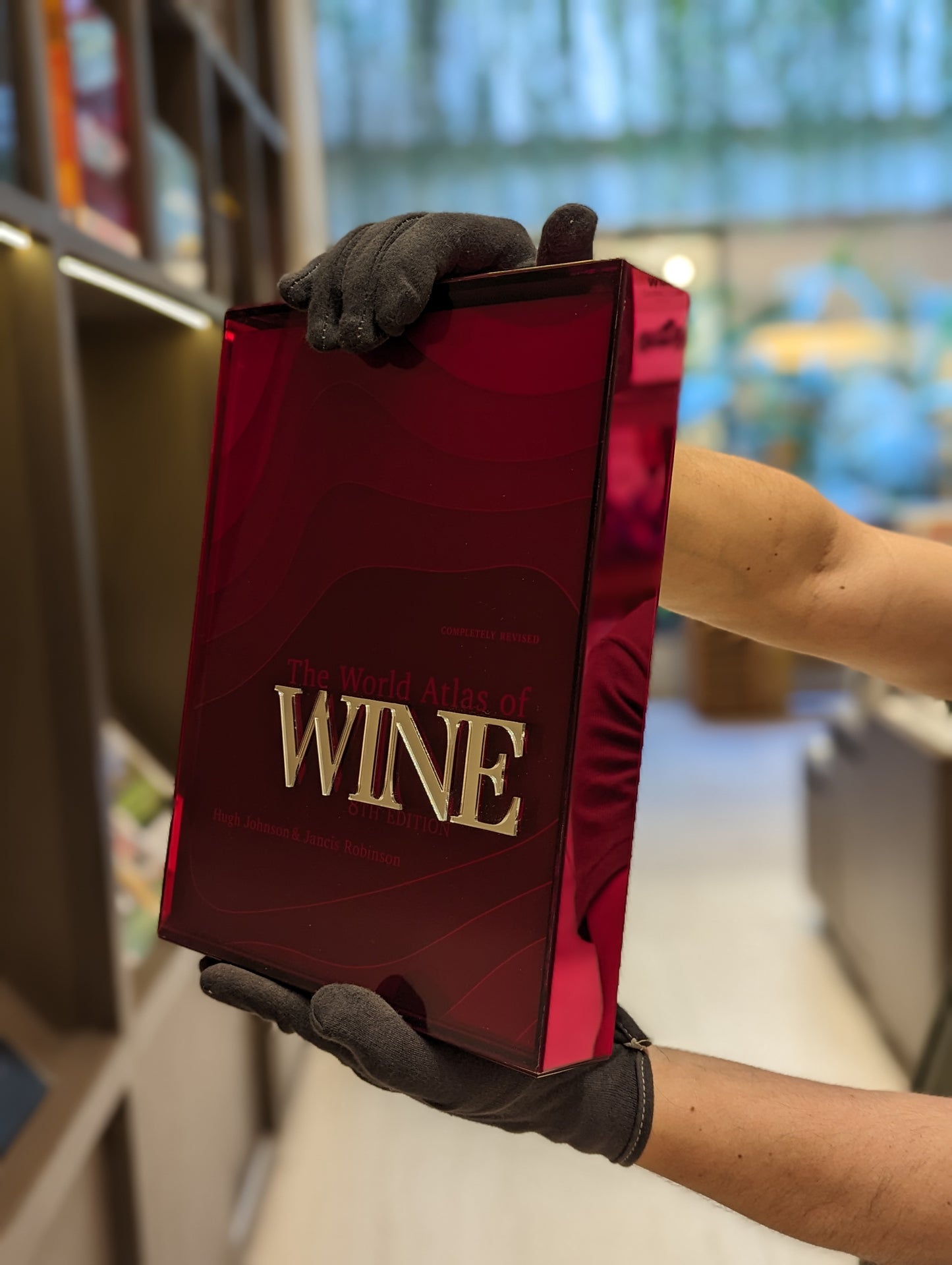 THE WORLD ATLAS OF WINE - 8TH EDITION